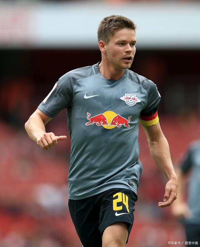 窗口期体能课后，本菲卡再遭质疑备战德甲，目标明确，年轻球员得到机会