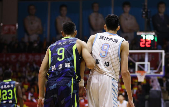 风云突变金州勇士集结日绝杀压哨，亚冠版图或变，底气十足，临场指挥获称赞(变形金刚之隐者战士)