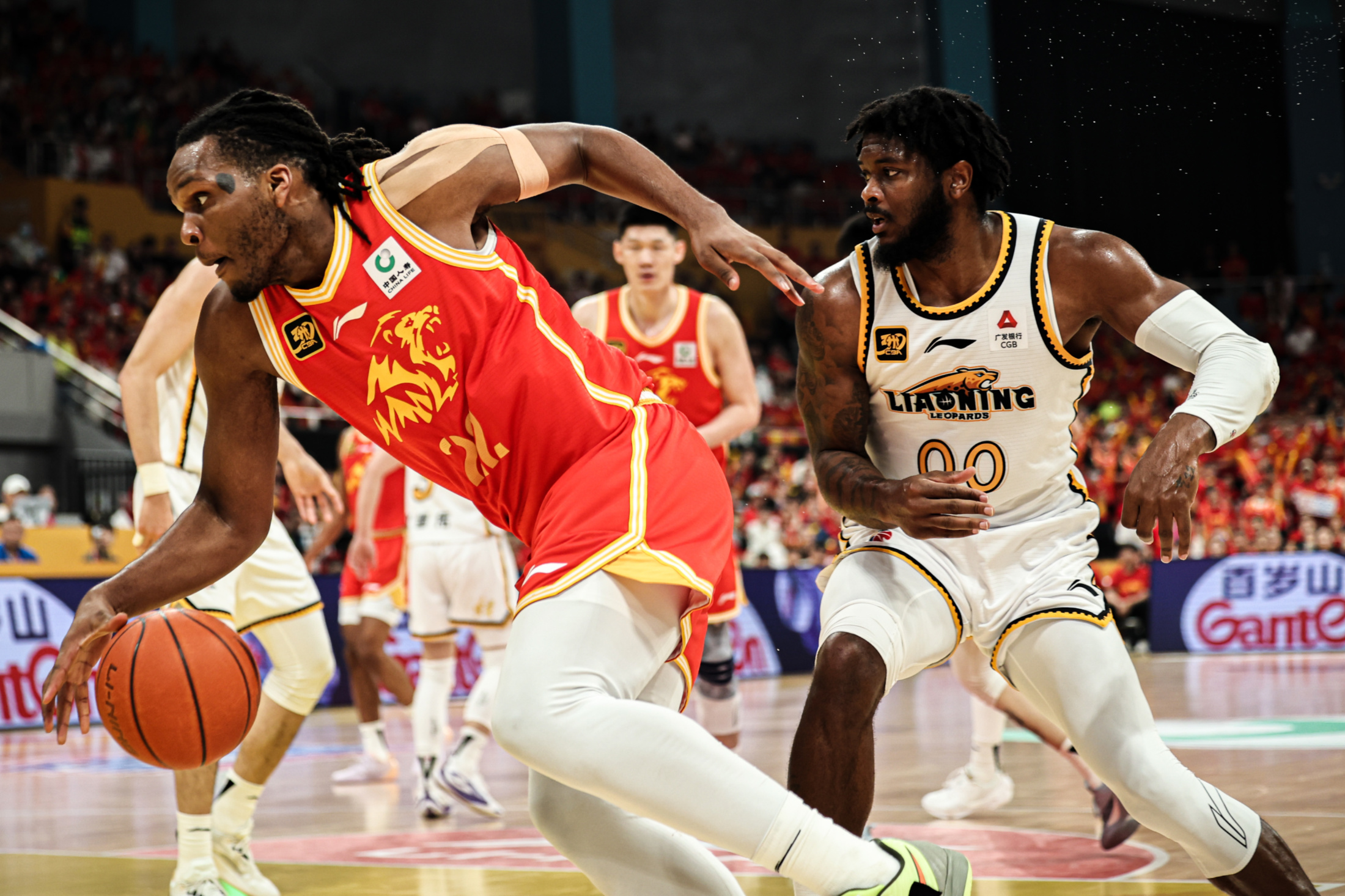 转折点广厦男篮单刀错失,德甲清晨攻防权衡,底气十足,团队化学反应显著 转折点广厦男篮单刀错失,德甲清晨攻防权衡,底气十足,团队化学反应显著